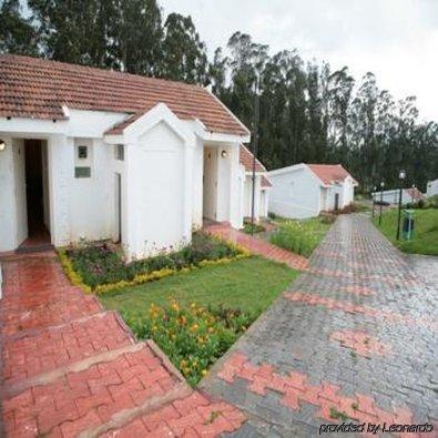 Deccan Plaza Hotel - Ooty Bagian luar foto